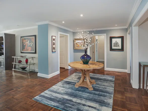 535 East 86th Street image 1 of 17