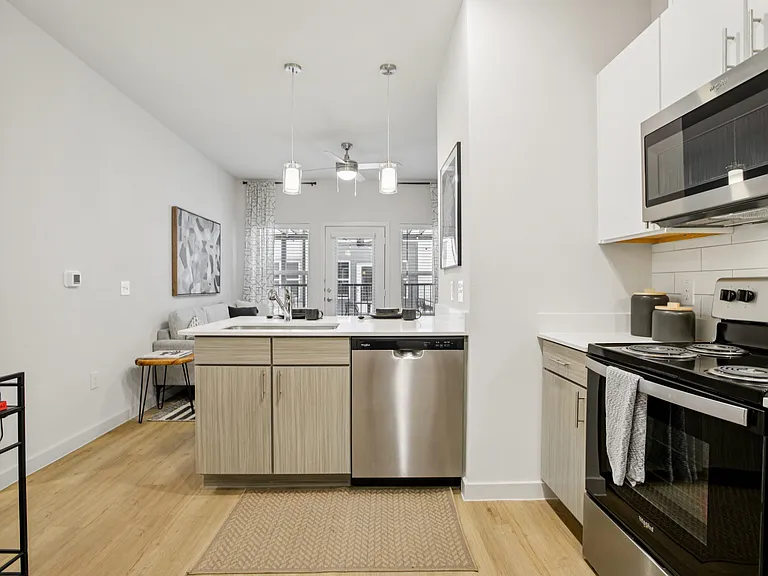 B2 Kitchen at Matador Apartments