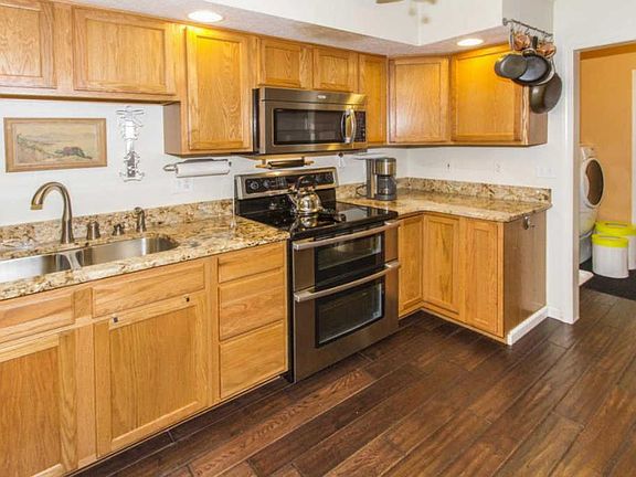 5th image of 5571 Brighton Hill Ln