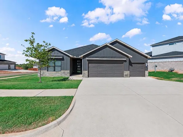 4225 NW 180th St, Edmond, OK 73012