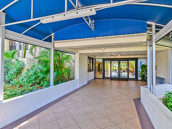 5th image of 16300 Golf Club Road #719