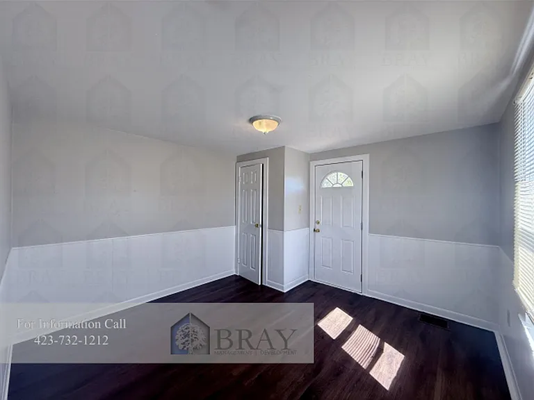 308 Highview Ave — Photo 8
