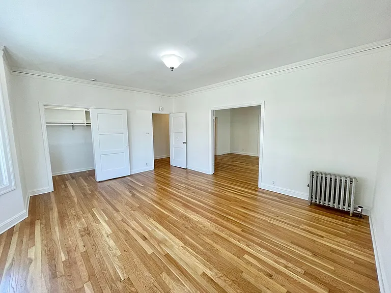 3255 Broderick St #4 — Photo 1