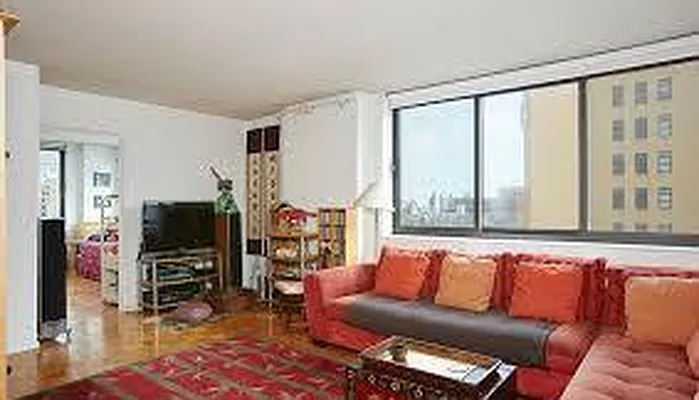 Rented by Downtown Mgt & Realty LLC | media 13