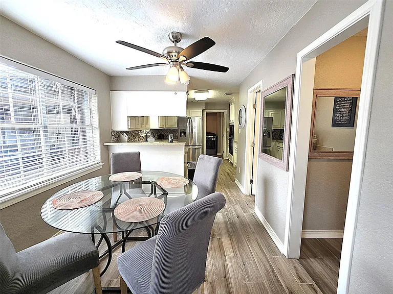 560 Brandon Rd — Photo 11