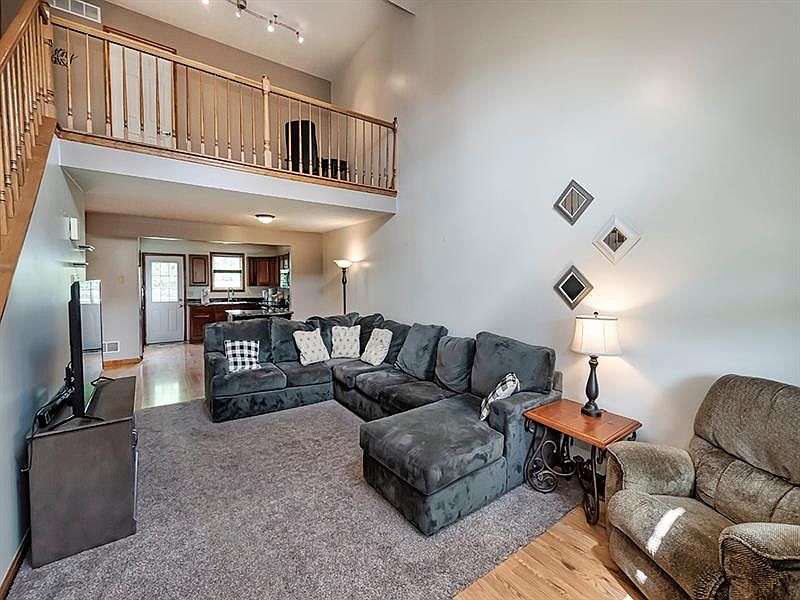 220 Cambria Hill Dr, Tarentum, PA 15084 Zillow