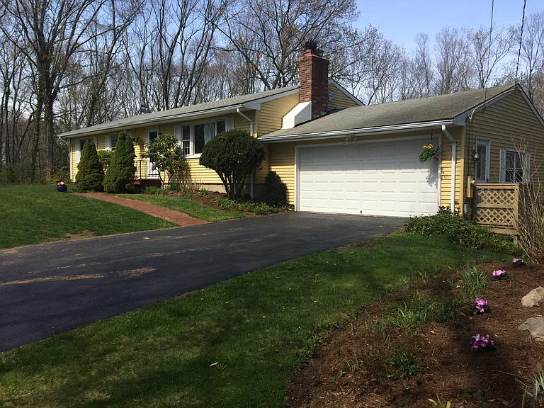 475 Saw Mill Rd — Photo 15