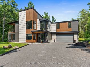 108 Edith Margaret Pl, Ottawa, ON K2W 1A8