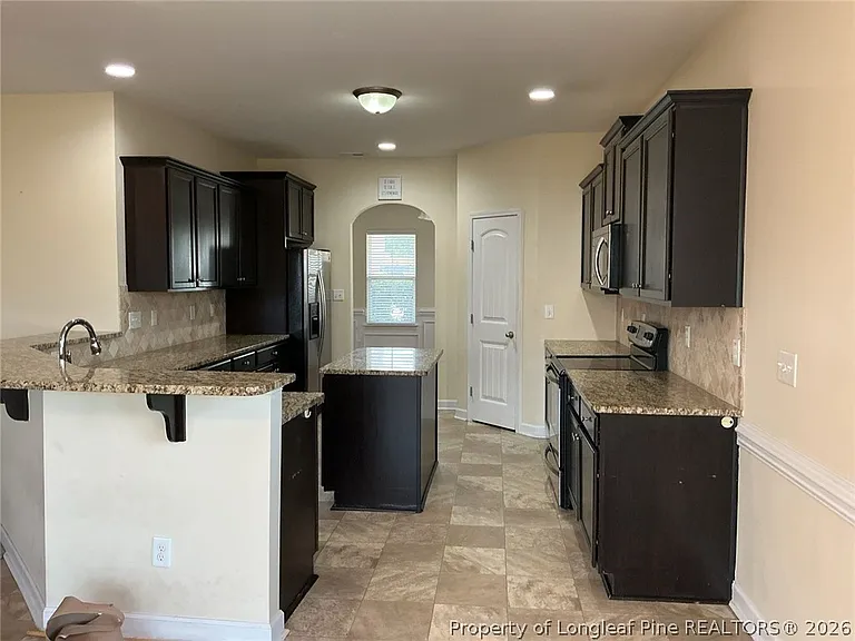 825 Ronald Reagan Dr — Photo 9