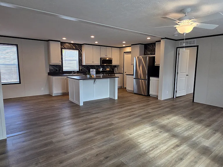 9761 Marina Cres #292 — Photo 9