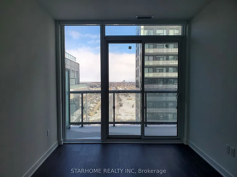 85 Oneida Cres #1614 — Photo 10