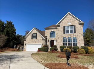 6903 Saddlebury Ln, Charlotte, NC 28226