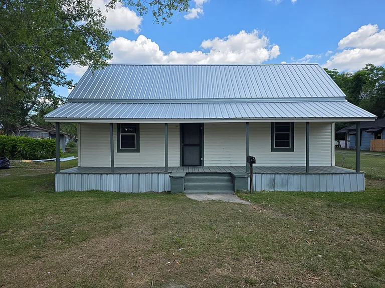 407 Orange St — Photo 11