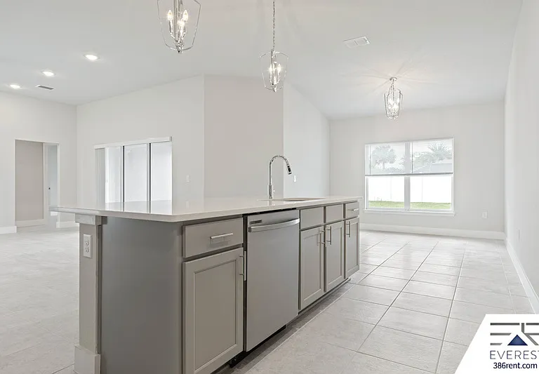 67 Brewster Ln — Photo 16