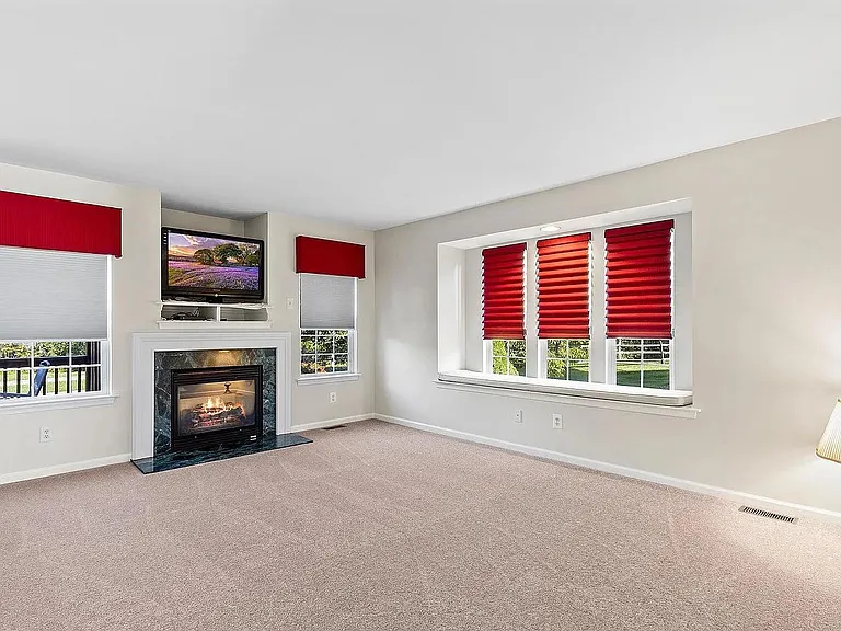 387 Wheatfield Cir — Photo 25