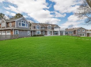 96 Red Creek Rd, Hampton Bays, NY 11946