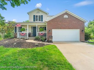 4659 Gables Wood Way, Webberville, MI 48892