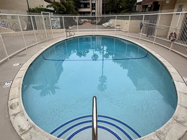 6455 La Jolla Blvd #309 — Photo 18