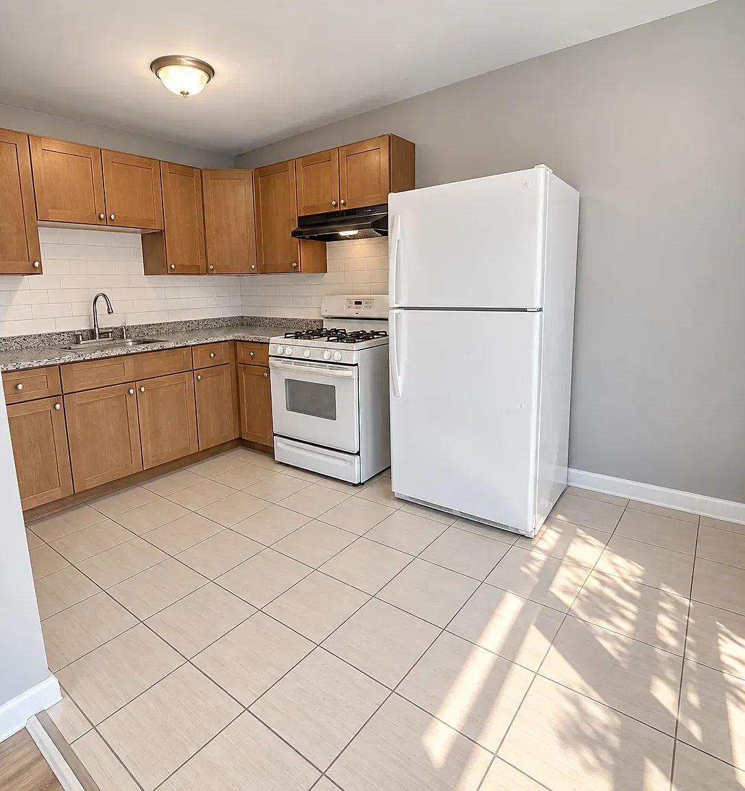 2 bed, 800 sqft, $2,100 — Photo 1