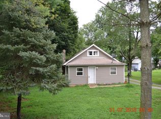 71 Ferry Rd, Fredericksburg, VA 22405