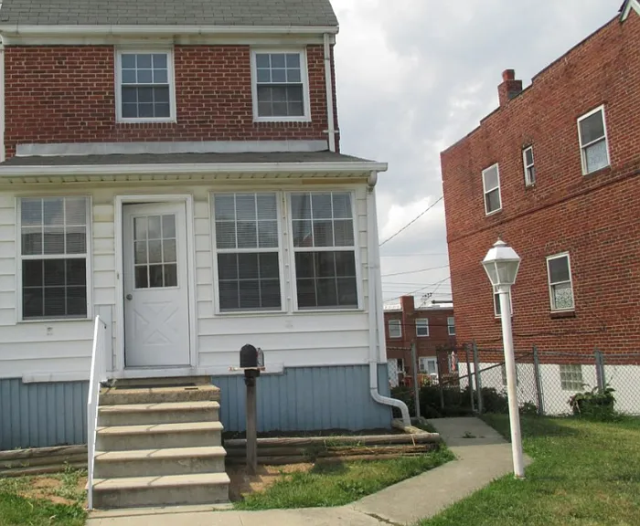 7734 Eastdale Rd — Photo 1