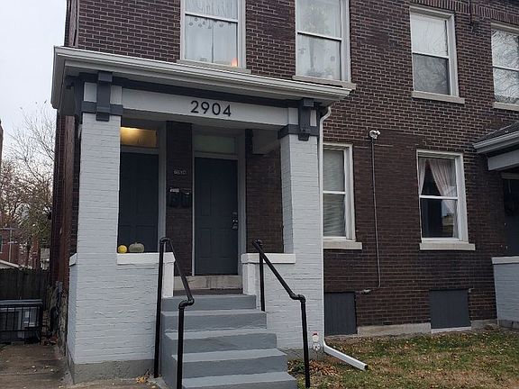 2nd image of 2904-2908 S Compton Ave #2904
