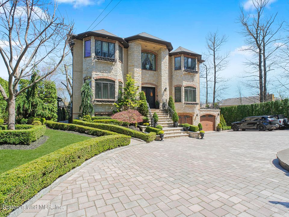 563 Todt Hill Rd, Staten Island, NY 10304 | Zillow