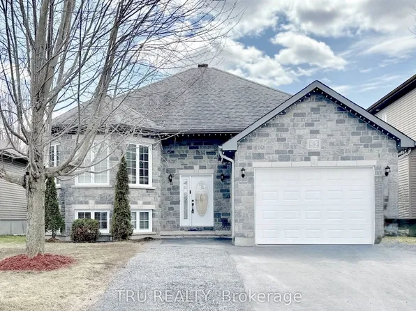 52 S Indian Dr, The Nation, ON K0A 2M0