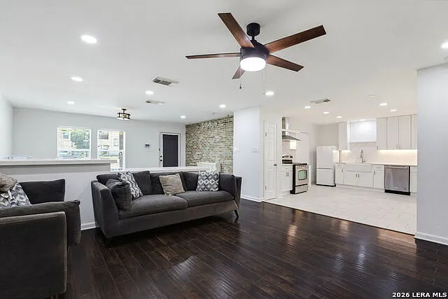 9831 Alexa Pl — Photo 9