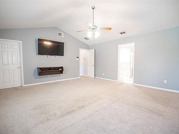 2nd image of 2057 N Vista Dr
