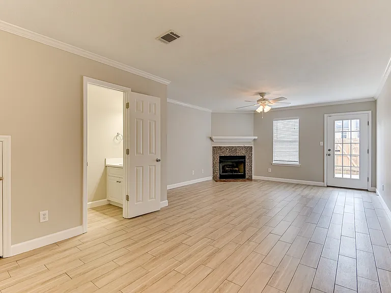 4680 Brookwood Ln — Photo 4