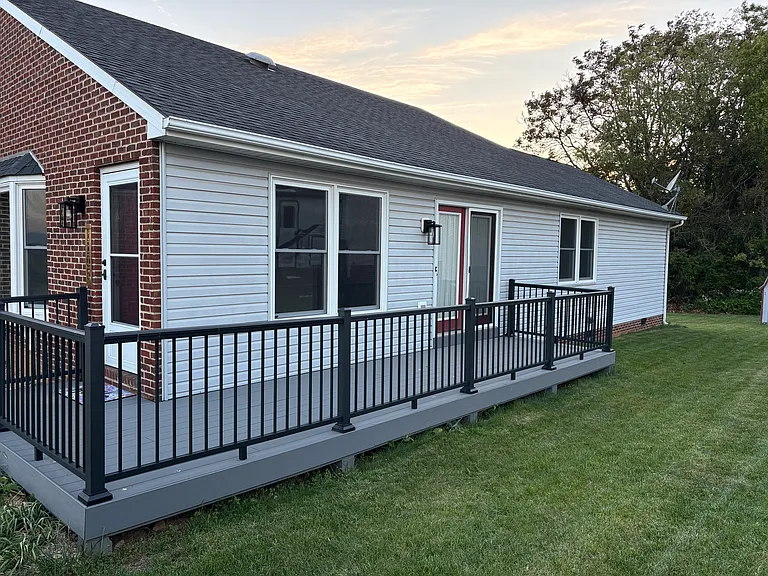 Side Deck with entry