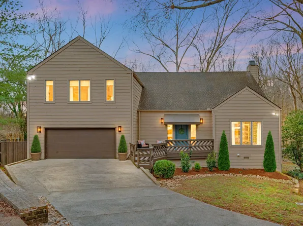 512 Harpeth Oaks Ct, Nashville, TN 37221