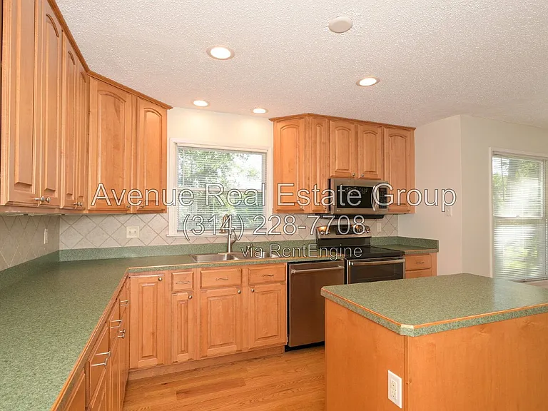 2268 Kittridge Ct — Photo 8