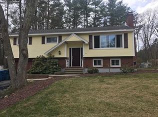 39 Colonial Dr, Tewksbury, MA 01876