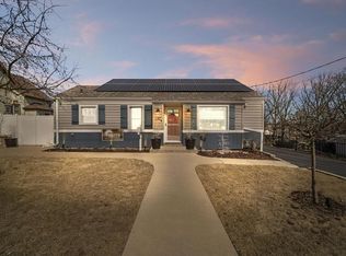 240 Amanda St, Burlington, WI 53105