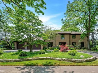 2174 Tennyson Ln, Highland Park, IL