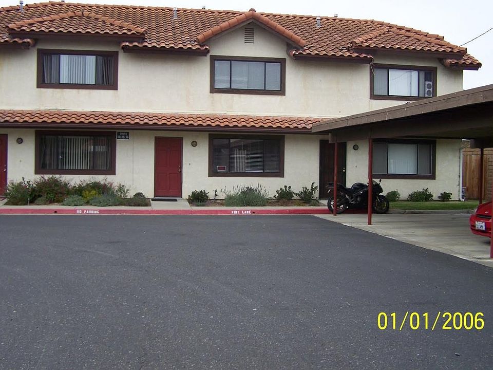 Exterior (center unit)