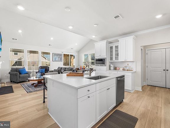 5th image of 29255 Baker Island Rd