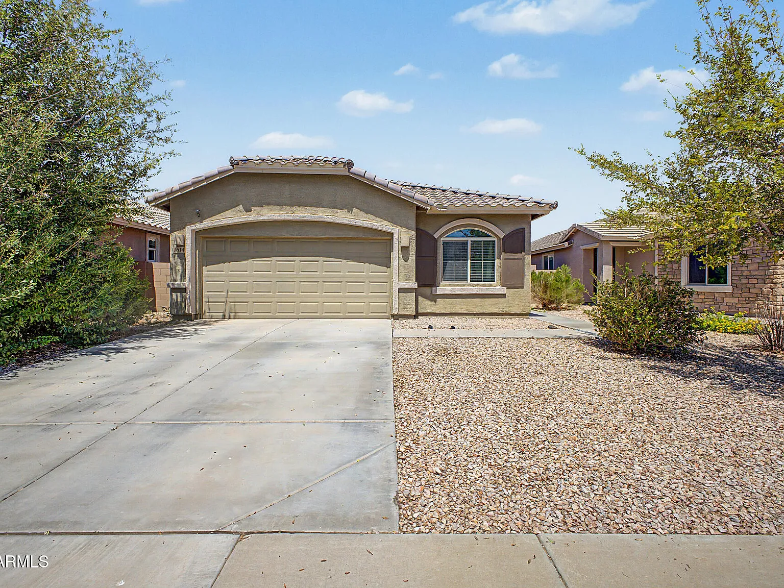 4 bed, 2.0 bath, 1806 sqft, $1,850 — Photo 1