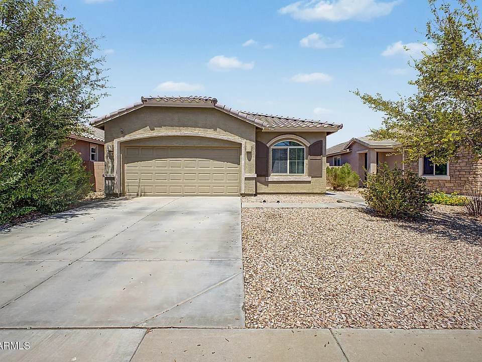 3514 E Cowboy Cove Trl