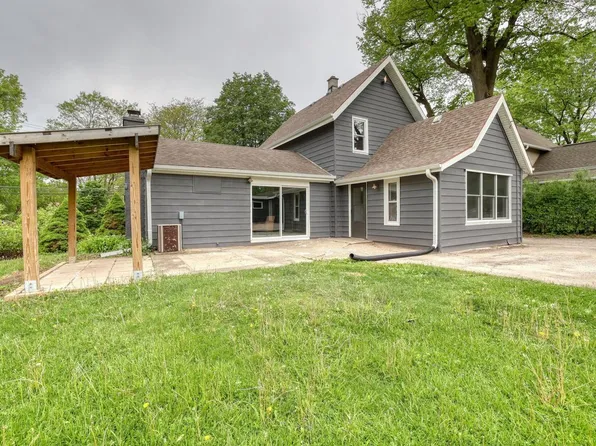 507 Barstow STREET, Waukesha, WI 53188