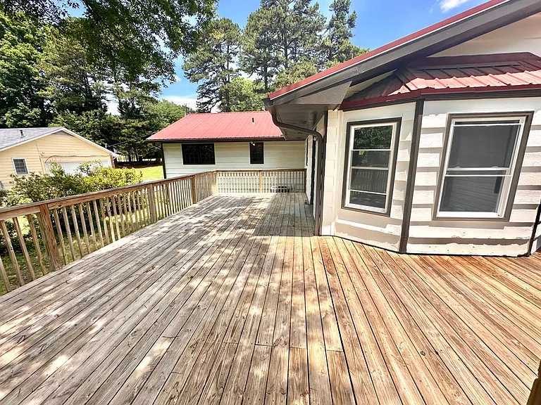 2079 McDaniels Bridge Rd SW — Photo 14