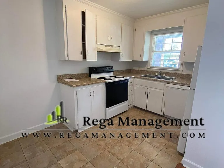 5225 Shattalon Dr #9 — Photo 4