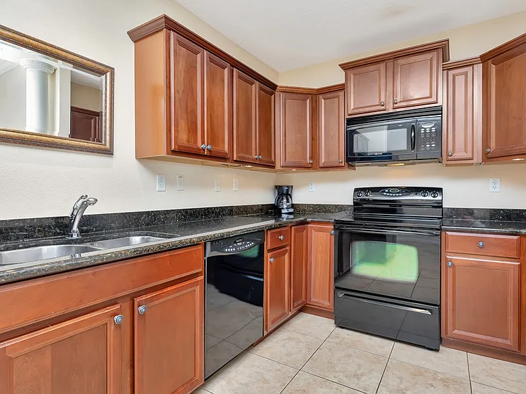 13941 Clubhouse Dr #308 — Photo 8