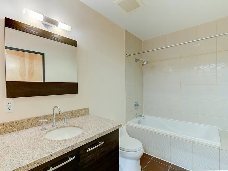 100 Gold Ave SW #406 — Photo 10