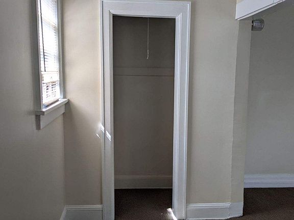 3rd image of 219 5th St NE APT 205