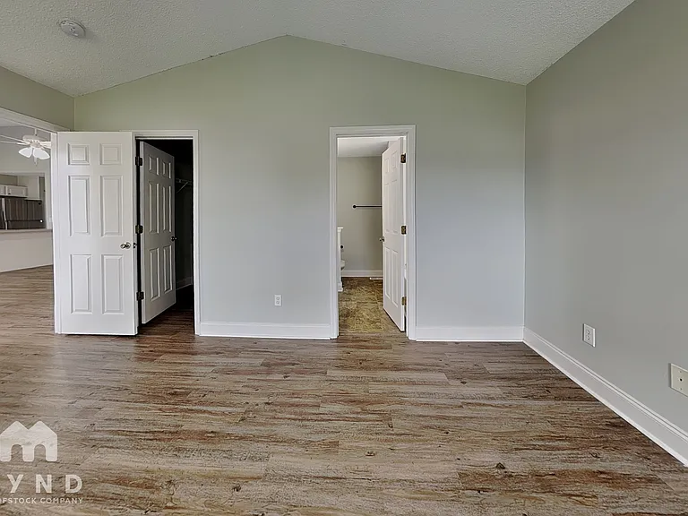 54 Pedernales Dr — Photo 9