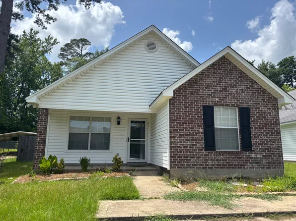 907 Arnold St, Ruston, LA 71270