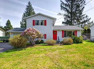 642 Somenos Dr, Comox, BC V9M1B5